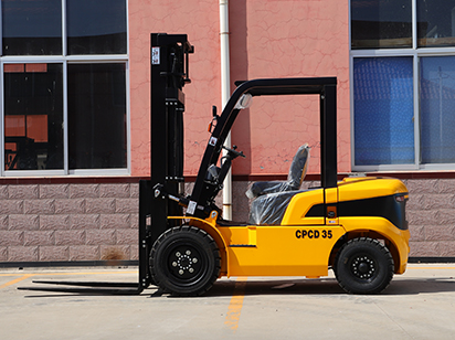 Efficient and Reliable----3.5Ton Diesel Forklift