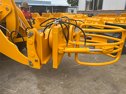 Introduction and Functions of Wheel Loader Rotational Round Bale Clamp